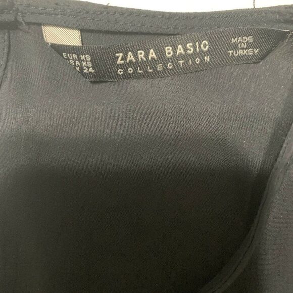 zara womens solid black Crew Neck long bell sleeve top blouse xs - Picture 3 of 5